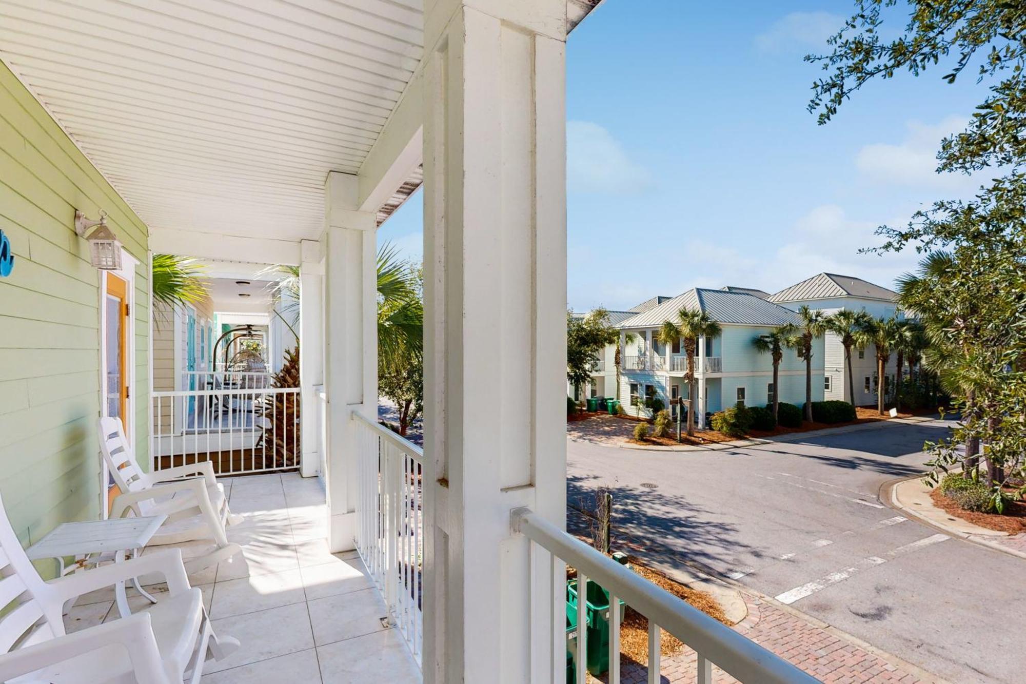Villages Of Crystal Beach: Serenity Destin Exterior photo